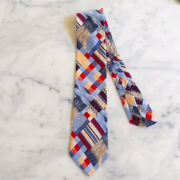 NWOT. Sheaf & Caber 100% Italian Silk Tie with Multicolor Design Pattern. - Picture 2 of 5